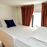 HighRoad Hotel&Hostel DC