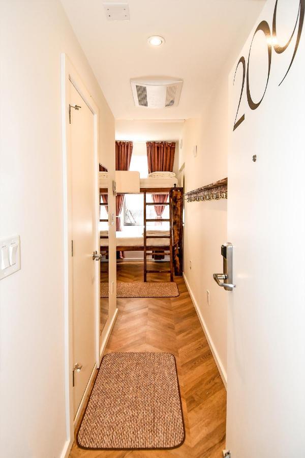 Highroad Hotel&hostel Dc Washington